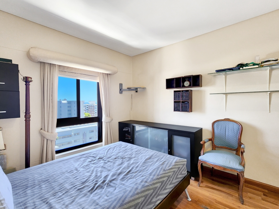 4 Bedroom Property for Sale in Sea Point Western Cape